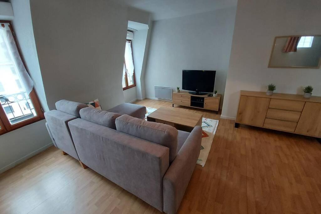 Appartement Moderne, Hyper-Centre - 6/8 Pers. Bagnères-de-Luchon Exterior foto